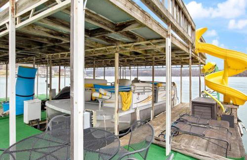 The Linn Creek Lodge Family Home with Private Dock - Foto 25