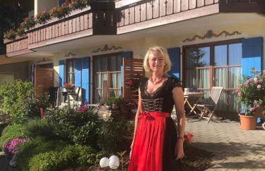 Gemütliche Ferienwohnung Bergwiese, 2-Raum, separates Schlafzimmer, schönen Balkon oder Terrasse, Komfort Ausstattung, ruhige Südlage, kostenfrei WLAN und schöne helle Sauna, Brötchenservice, Parkplatz, Hunde auf Anfrage, E-Tankstelle, Sonnenlage - Photo 12