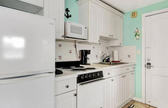 The Seashell Suite w Private Balcony Walk 2 Beach - Foto 13