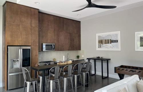 Modern 2-Home Private Oasis w Pool Hot Tub in DT - Foto 28