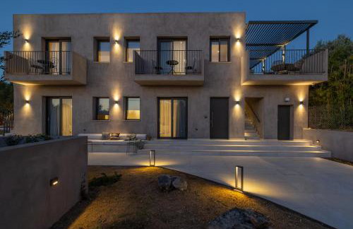 Topos Suites - Photo 90