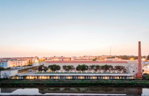 Flattered to be In Algarve - Foto 88