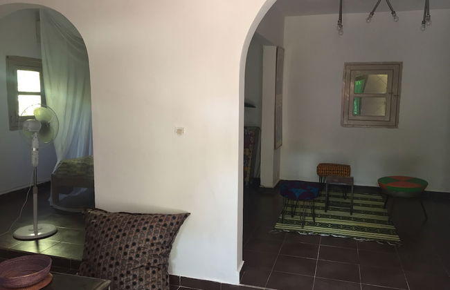 Picturesque Studio Apartment - Photo 7