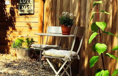 Walnut Tree Lodge - Photo 20