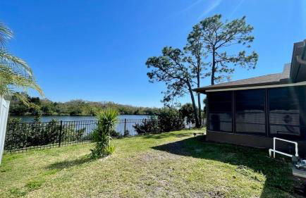 House with lake view - Foto 25