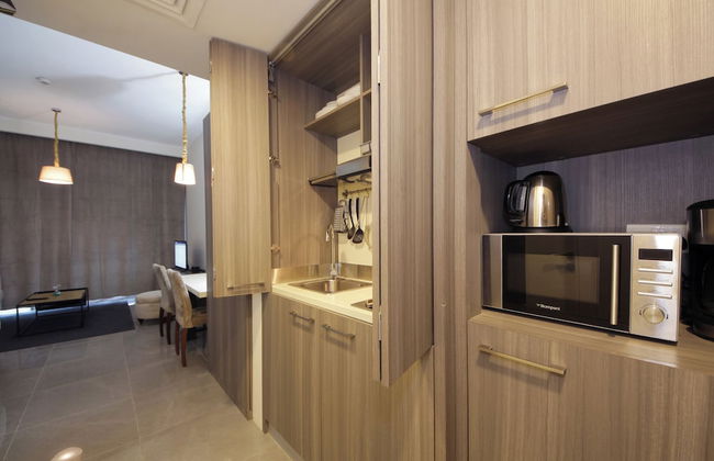 Bloomfields STU with Balcony Leonardo - Photo 13