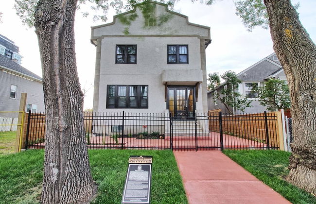 Brand New Dt 1 Br Close To All Edmonton, Canada - Photo 11