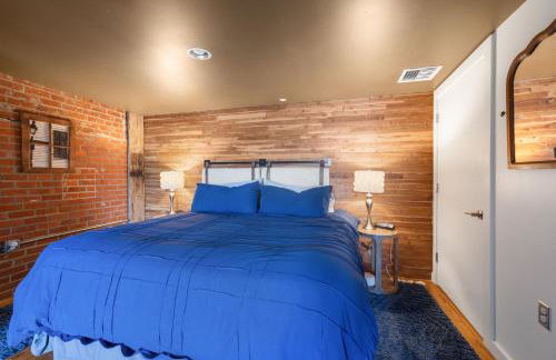 Industrial Modern Loft in Downtown Lafayette - Foto 15