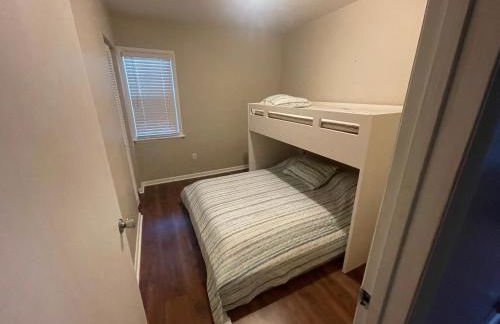 Key West Style Historic Home in Coconut Grove Florida, The Blue House - Foto 10