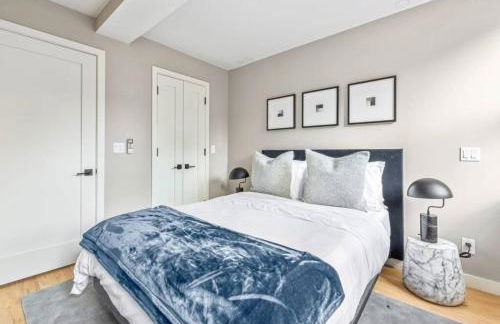 3BR Penthouse Suite with Massive Private Rooftop - Foto 3