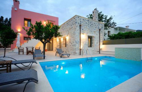 Hawk Villa, Timeless Village Escape with Pool, By ThinkVilla - Photo 9
