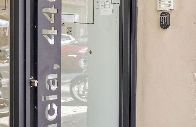 Uma Suites Sagrada Familia - Foto 54