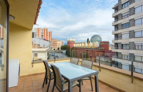 Apartamento ático enfrente del Museo Dalí - Foto 6