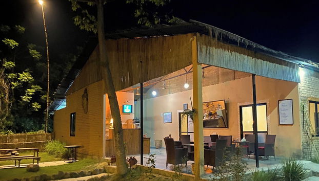 Nana Jungle Resort Near Chitwan National Park - Foto 2, Vestíbulo