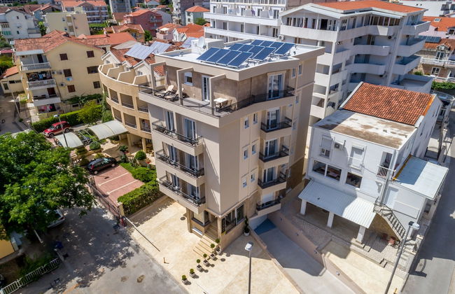 Almare apartments Budva - Photo 1