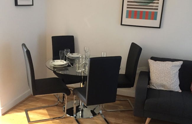 Superior 2 bedroom Apartments - Photo 31