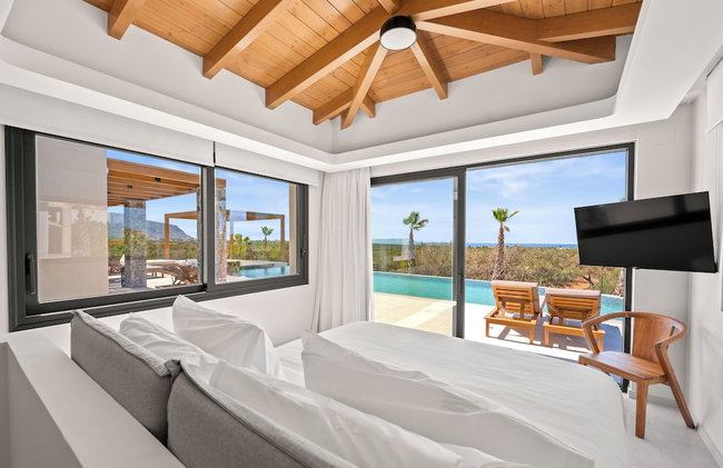 Villa Anassa - Luxurious 4-Bedroom Villa with Private Pool by Temma Villas - Photo 29