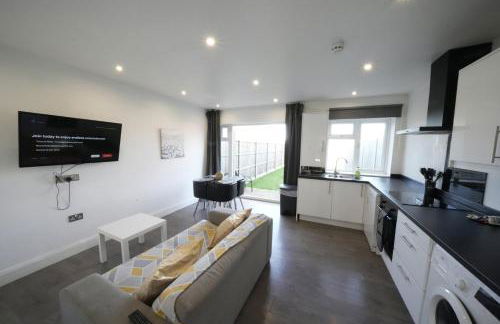 HEATHROW AIRPORT apartments-FREE parking-Free underground to and from Heathrow-30 min central London - Foto 48