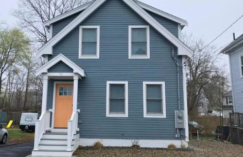 Beau's Beach House - Photo 2