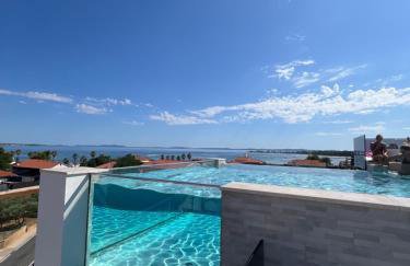 GrandPalazzo with rooftop swimming pool - Foto 1