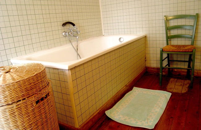 Castle in Roumont With Garden - Photo 23