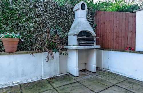 Cosy pet friendly house with garden and parking - Foto 14