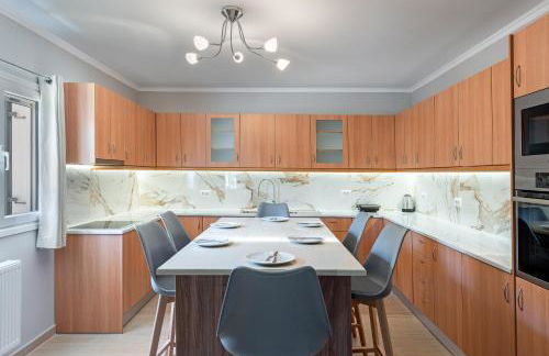 Waterway Luxury Residence-Apartment 1 - Photo 1