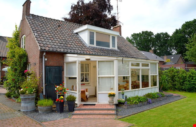 Holiday Home in Soerendonk With Garden - Foto 1