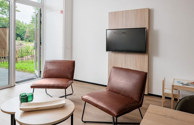 Lodge in Schaijk Near Green Forests - Photo 9