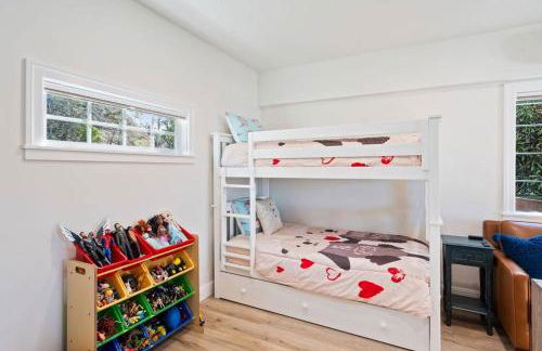 Smiling Otter Retreat! Waterfront/pool/spa/games! - Foto 33