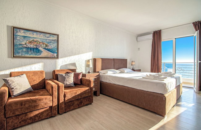 Open Sea Apartments - Photo 54
