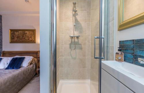 Historic Spacious Central 6 BR Town House Uckfield Sussex - Foto 21