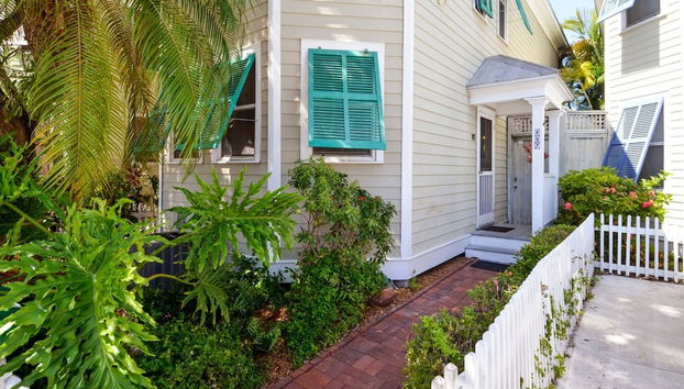 Tropical Dreaming by Avantstay 4 Blks to Beach Private Pool - Foto 4, Habitación