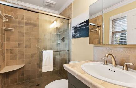 Dock Hot Tub Kayaks on Lake Norman Lakeside Gem by AvantStay - Foto 14