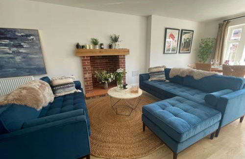 Stunning! Beautiful contemporary property in Holt, Norfolk - Photo 23