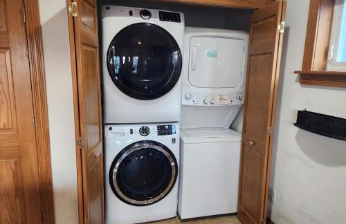 Frolic Inn OBX - Semi Soundfront Retreat, Pool, Hot Tub, Boat Ramp, Elevator, Media & Game Room - Foto 50