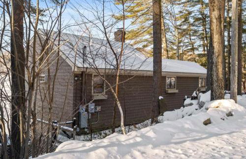 Spacious Waterfront Retreat on Merrymeeting Lake - Photo 10