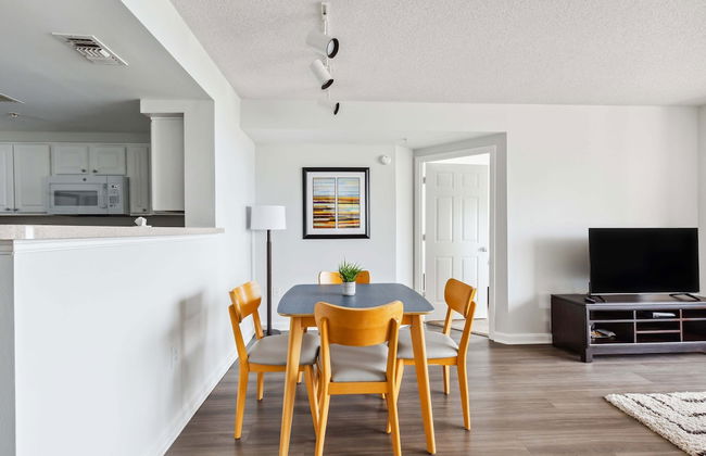 2BR Luxury City Suite With Gym & Pool - Foto 48