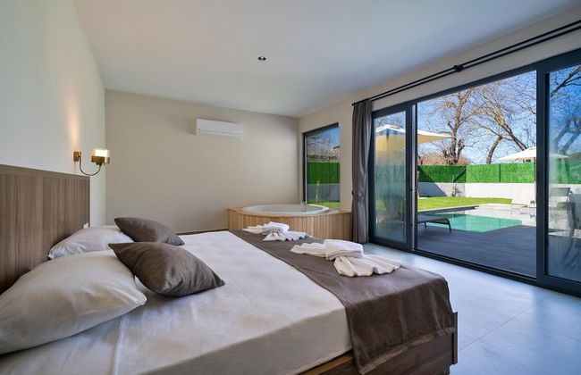 2 Bedroom Private Villa - Photo 4