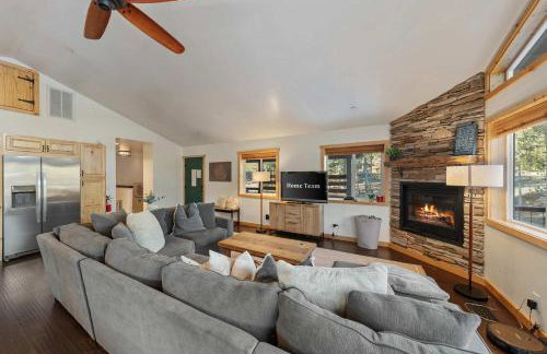 Mountain Retreat - Sleeps 7 - Canoe - Fireplace - Foto 9