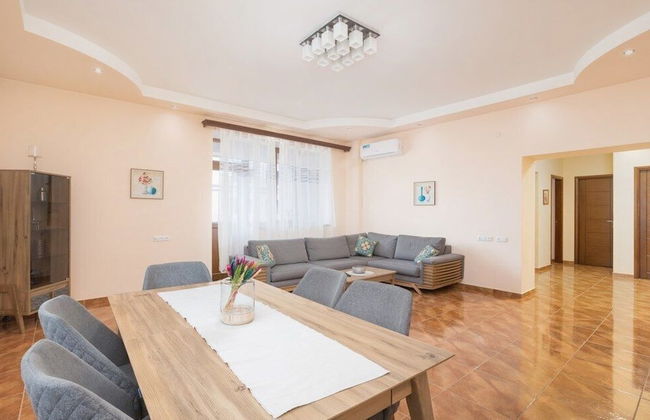 Stay Inn on Amiryan Str. 4/6 - Photo 13