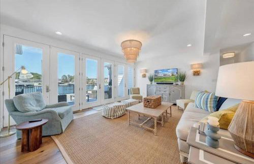 6 BD Smith Mountain Lakefront Escape sunset - Foto 8