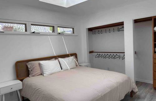 30 PCT OFF!! Limited Time! Malibu Ocean Wave with King Bed, Walking to Beach and Hiking - Foto 13