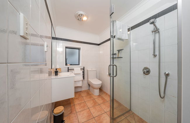 Esplanade Apartments - Photo 57