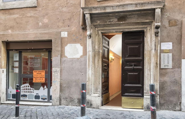 Chiara in Pantheon Apartment With Terrace - Photo 29