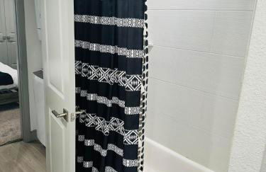 Trendy Midtown Apartment - Foto 22