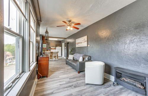 Updated New Kensington Home with Deck 22 Mi to PGH! - Foto 7