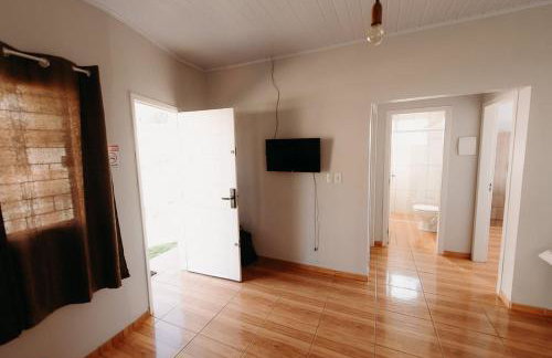 Ótimo custo benefício 2km centro wifi fogão lenha - Photo 6