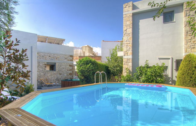 Authentic 10 Person Villa Near the Sea - Foto 17