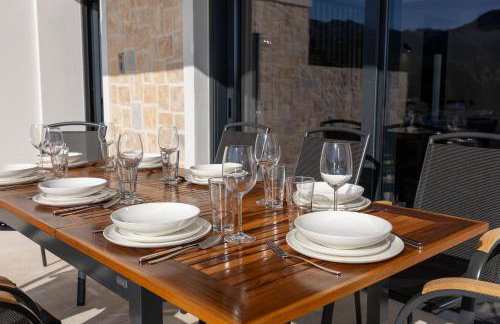 Beachfront Escape Villa Nevera - Foto 20